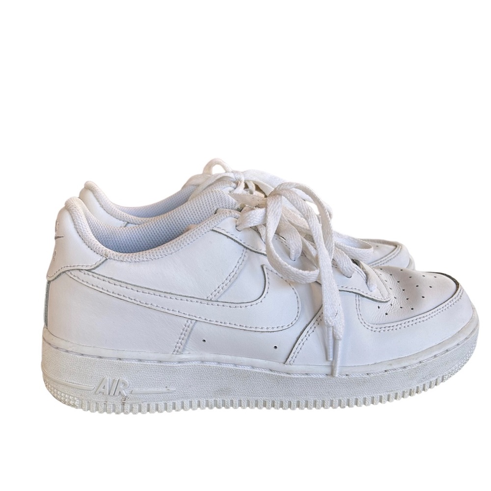 Nike Air Force 1’s White Size 6.5Y (Women’s 8)